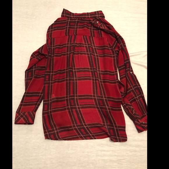 Size 4 red plaid 100% polyester long sleeve button up - Picture 2 of 2